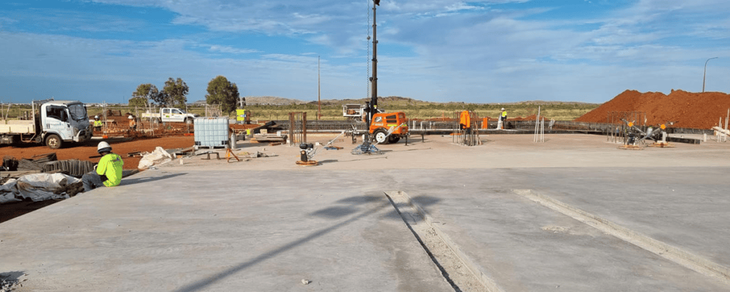 Hot dry windy concrete curing CONQOR CURE for best results
