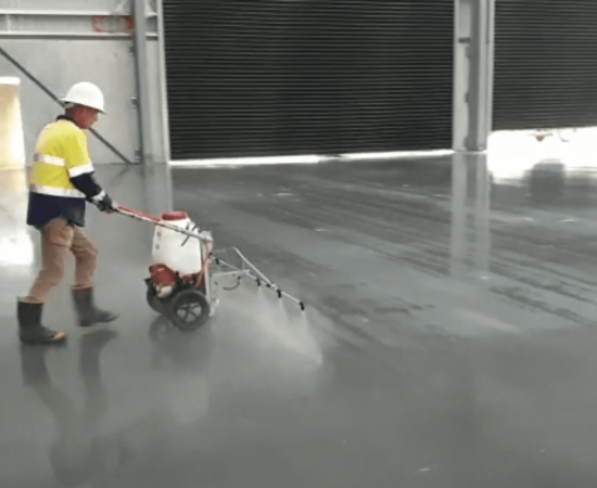 Application of concrete hydrogel treatment AQURON CONQOR